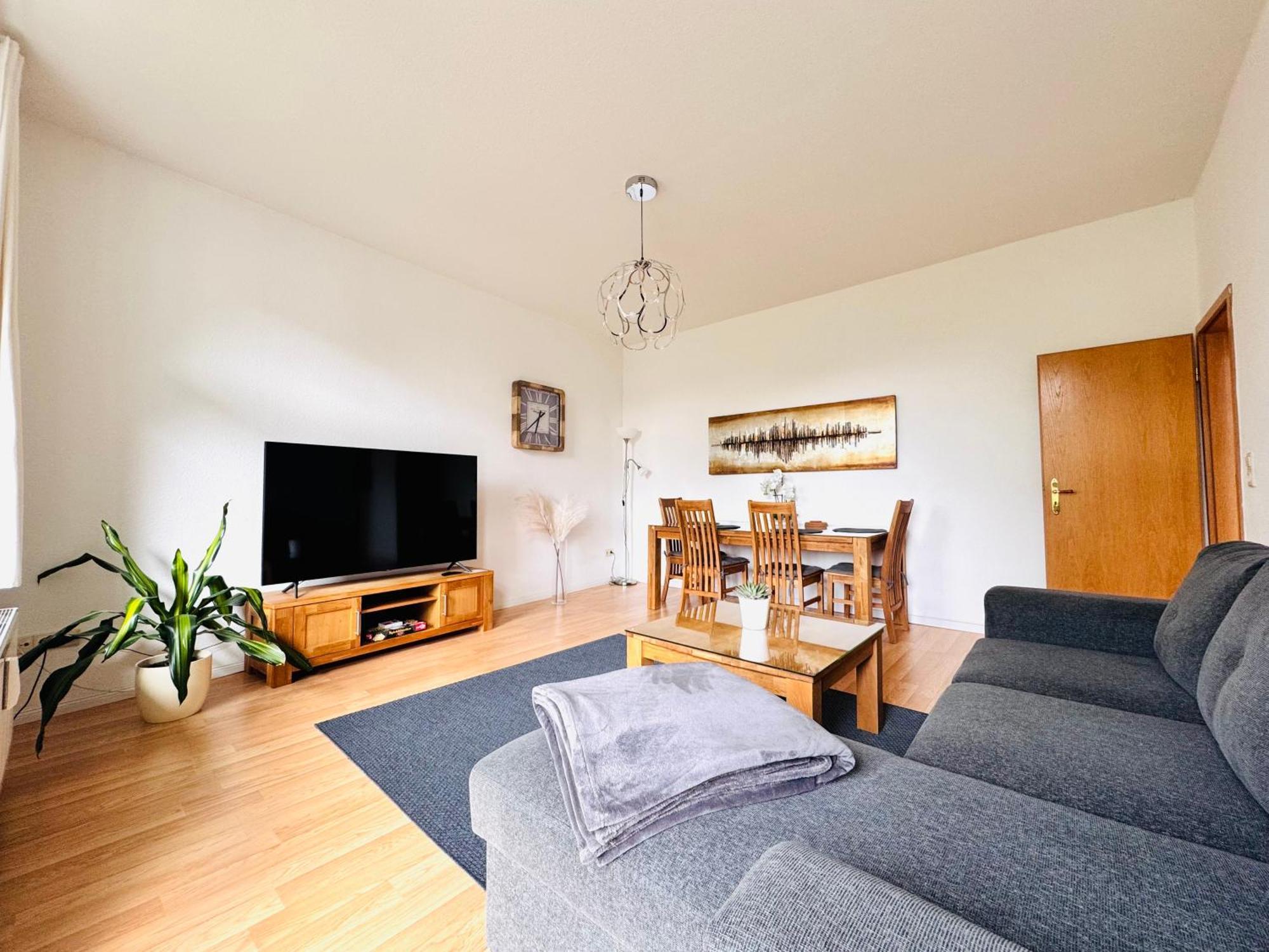 Attraktive Wohnung Im Schoenen Hinterhof Schwerin  Ngoại thất bức ảnh