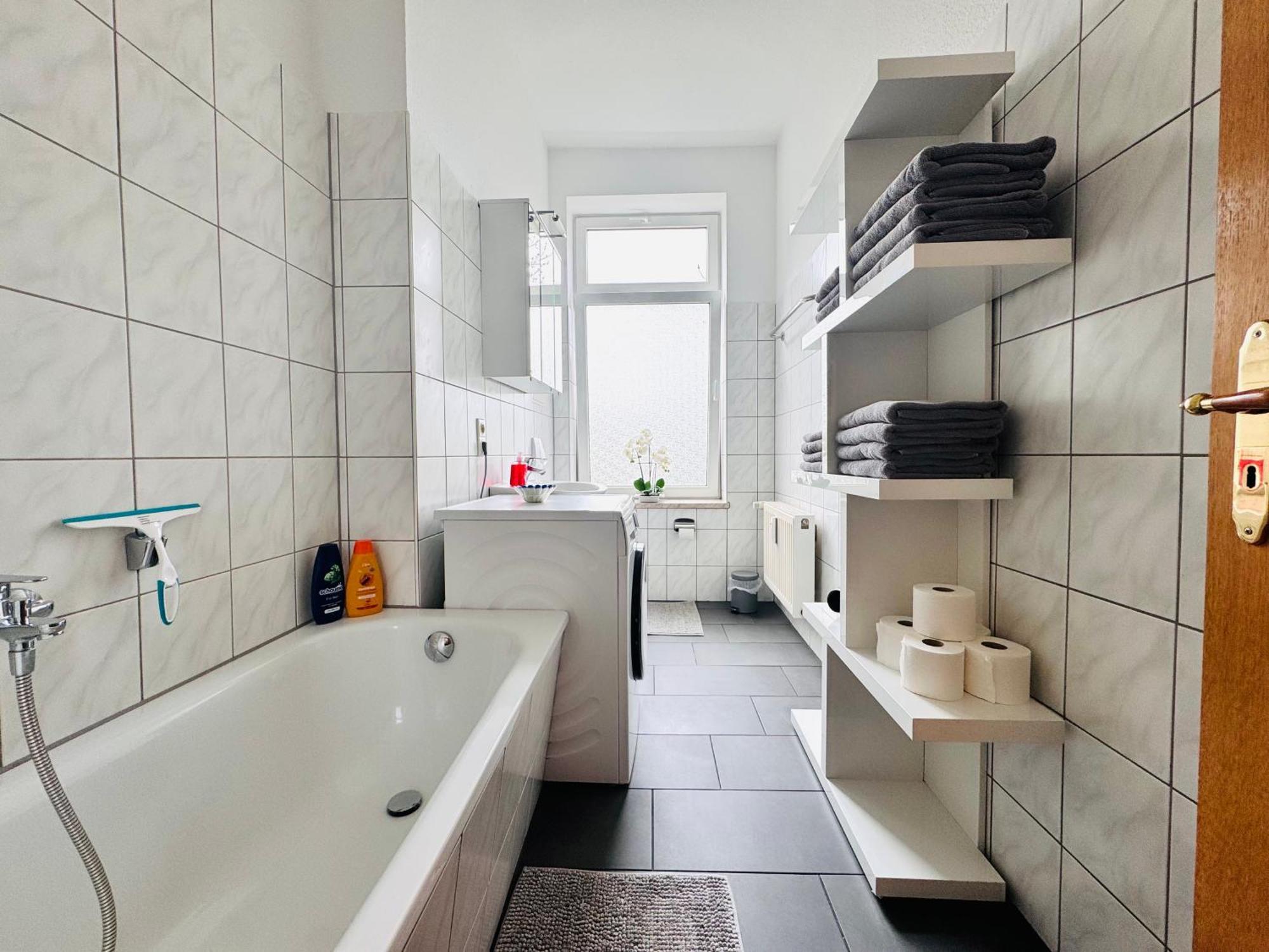 Attraktive Wohnung Im Schoenen Hinterhof Schwerin  Ngoại thất bức ảnh