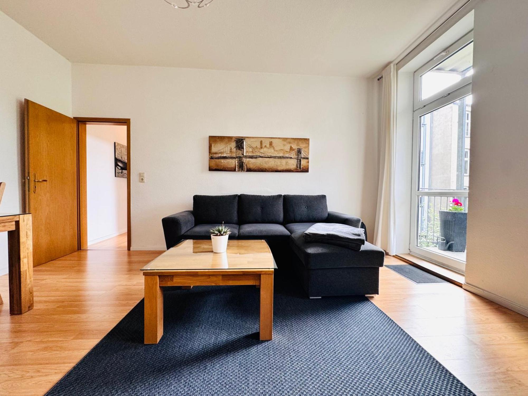 Attraktive Wohnung Im Schoenen Hinterhof Schwerin  Ngoại thất bức ảnh